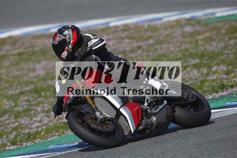 /Archiv-2024/02 29.01.-02.02.2024 Moto Center Thun Jerez/Gruppe gruen-green/6